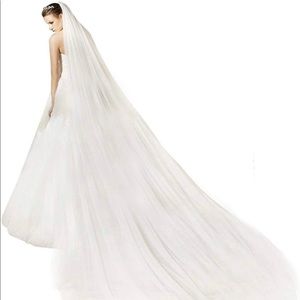 Bridal Wedding Veil 2 Tier with Comb - Cathedral Length - Ivory